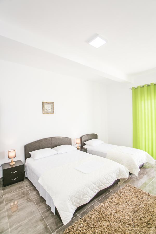 Zara Apartments Ulcinj Exteriör bild